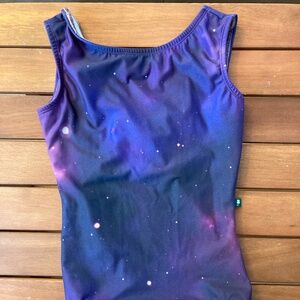 LuckyLeo Medium Clarity in Stardust